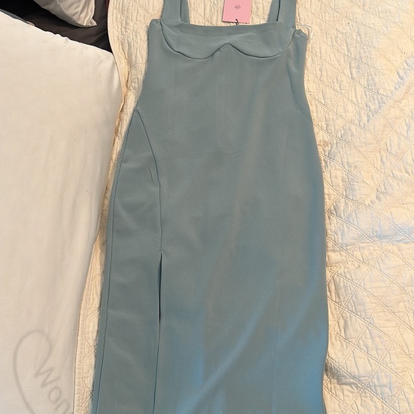 Sage green Hello Molly midi dress with slit never worn - Picture 3 of 3